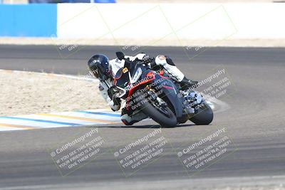 media/Sep-20-2025-TrackDaz (Sat) [[27f0cde673]]/A Group/12pm (Turn 1)/